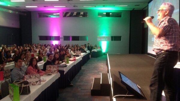 Prof. Gretz para a grife Gregory